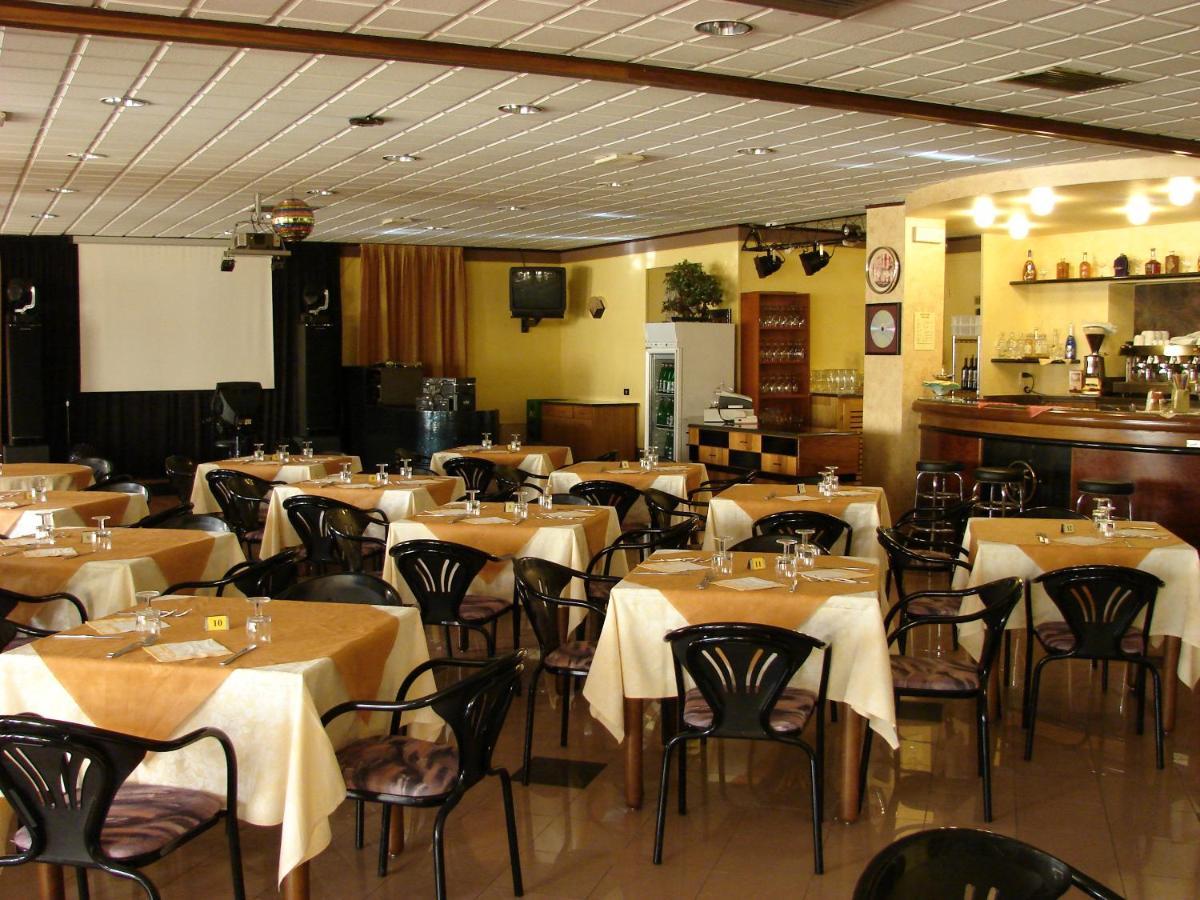Hotel Faro Montichiari Ngoại thất bức ảnh
